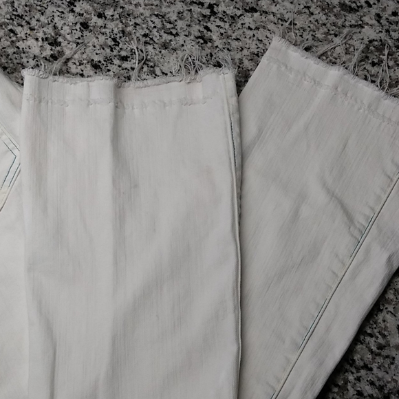 SOLD....Miss me white jeans - Picture 3 of 5